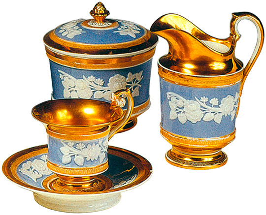 Сахарница с крышкой, сливочник, чашка