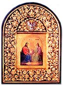 Икона в киоте. Троица Новозаветная